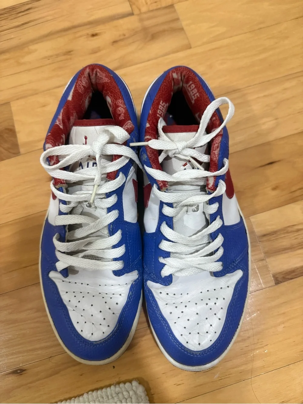 Air Jordan 1 Low retro east side men’s size 9